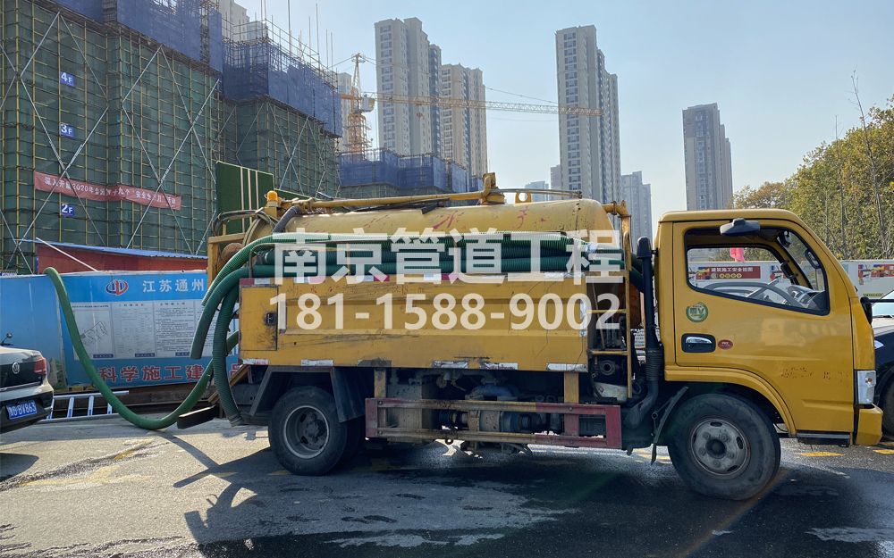 265秦虹建筑工地抽粪